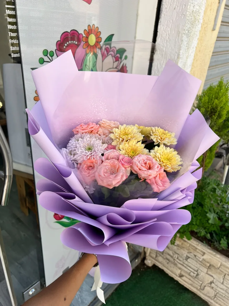 Sıfır – Bouquet pastel mauve & rose, vue principale, roses et chrysanthèmes dans des tons doux